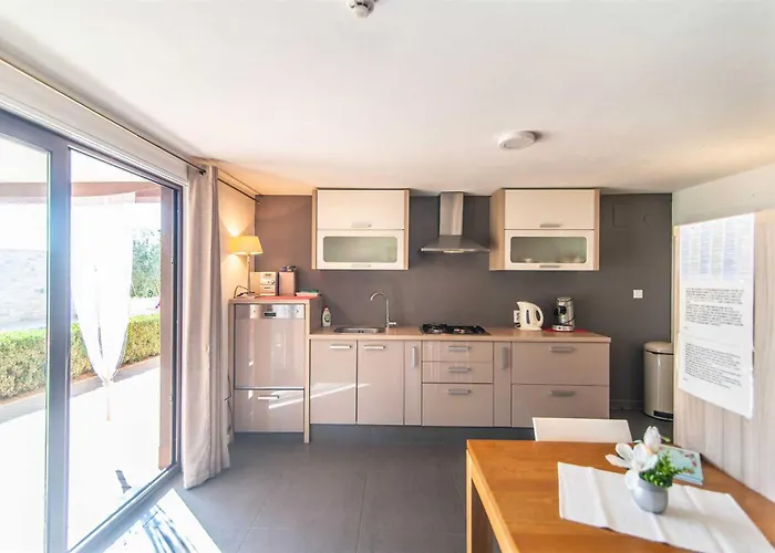 Vila Barbara By Kompas Marcana