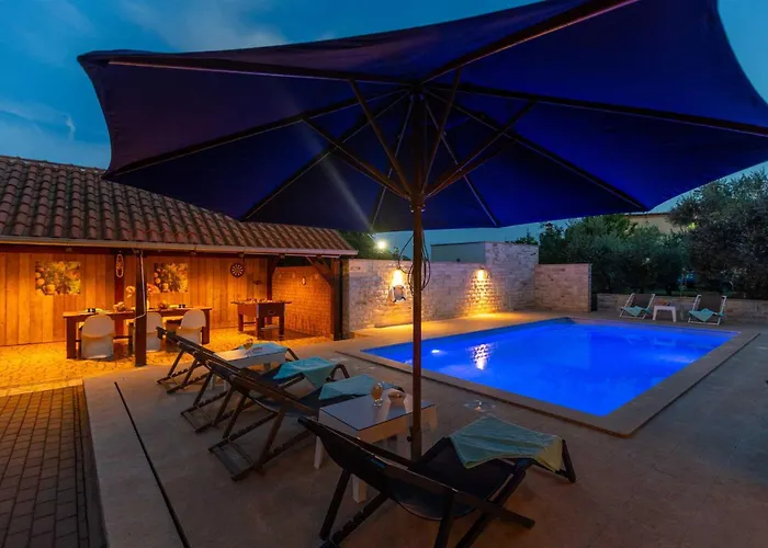 Barbara By Kompas * Marcana