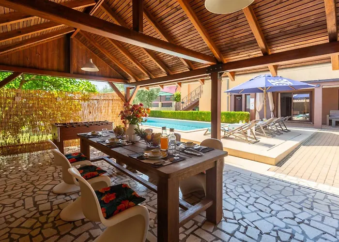 Barbara By Kompas Vila *