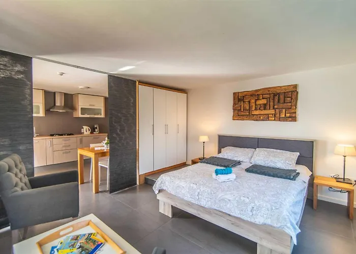 Barbara By Kompas Marcana